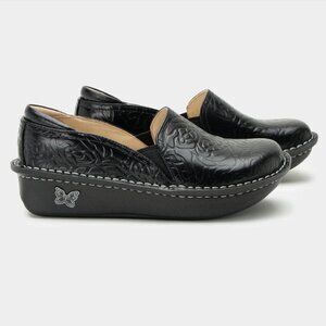 Alegria Debra Black Embossed Rose Shoe